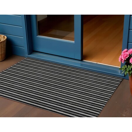 Homeroots 3' X 5' Black And Ivory Striped Washable Indoor Outdoor Area Rug 595847