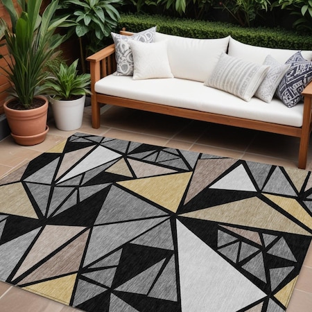 Homeroots 9' X 12' Black Beige And Gray Geometric Washable Indoor Outdoor Area Rug 600352