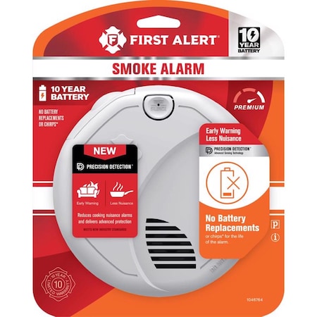 First Alert Battery-Powered Ionization/Photoelectric Dual Sensor Smoke Detector 1046764
