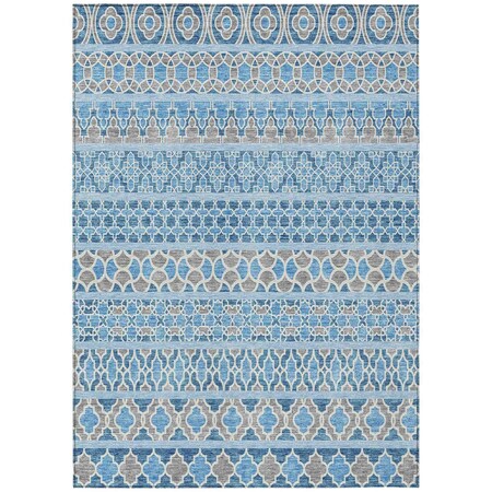 Homeroots 5' X 8' Sky Blue And Denim Blue Quatrefoil Washable Indoor Outdoor Area Rug 583241