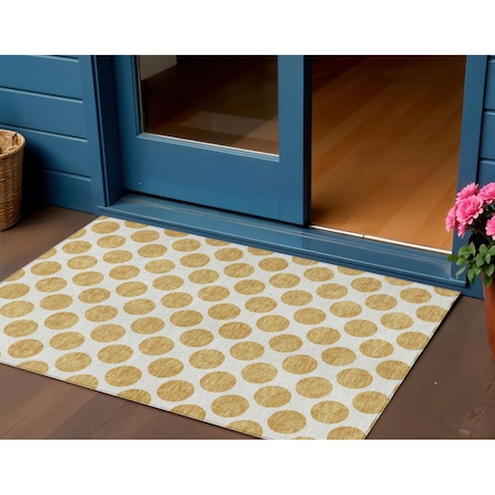 Homeroots 3' X 5' Gold And Ivory Polka Dot Washable Indoor Outdoor Area Rug 614893