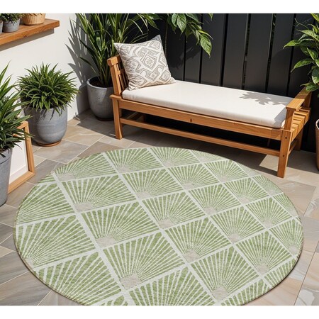 Homeroots 8' Green Beige And Ivory Round Geometric Washable Indoor Outdoor Area Rug 594703