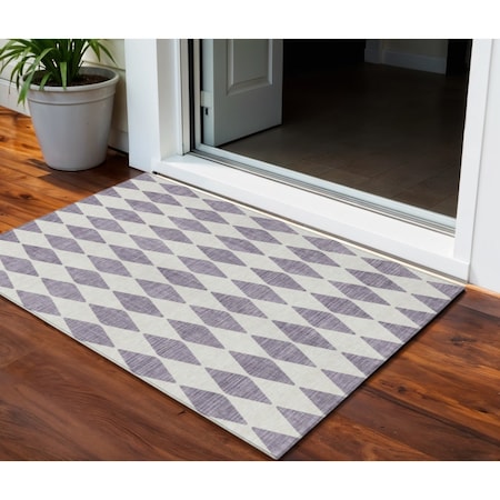 Homeroots 3' X 5' Purple And Lilac Geometric Washable Indoor Outdoor Area Rug 577097