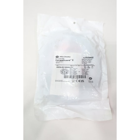 Allen Bradley SENSAGUARD NON-CONTACT SWITCH 3M 24V-DC 440N-Z21SS2A-CU