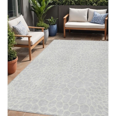 Homeroots 5' X 8' Silver And Gray Geometric Washable Indoor Outdoor Area Rug 595116