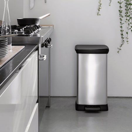 Curver Deco 13 Gal. Trash Bin 249420