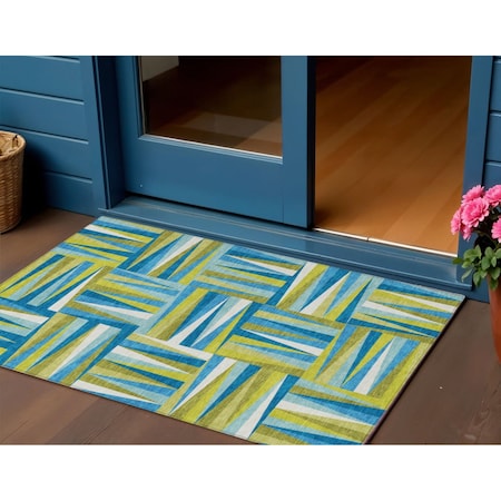 Homeroots 3' X 5' Teal Blue Green And Ivory Geometric Washable Indoor Outdoor Area Rug 598304