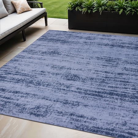 Homeroots 5' X 7' Denim Blue And Navy Blue Abstract Indoor Outdoor Area Rug 545503