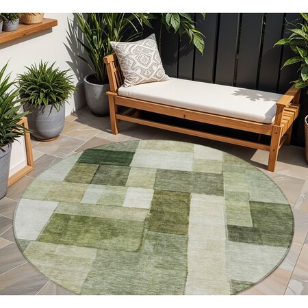Homeroots 8' Sage And Fern Green Round Geometric Washable Indoor Outdoor Area Rug 605869