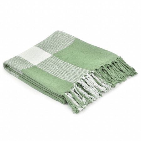 Homeroots 50" X 60" Green Woven Cotton Checkered Throw Blanket with Fringe 516568