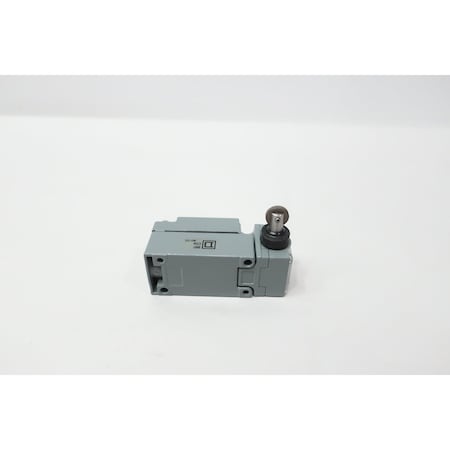 Square D LIMIT SWITCH 600V-AC 9007C54F