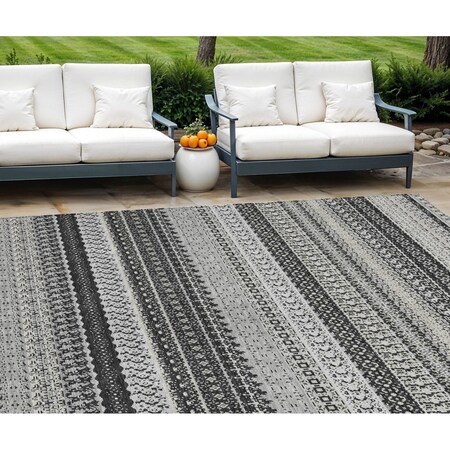 Homeroots 9' X 12' Black Striped Washable Indoor Outdoor Area Rug 576957