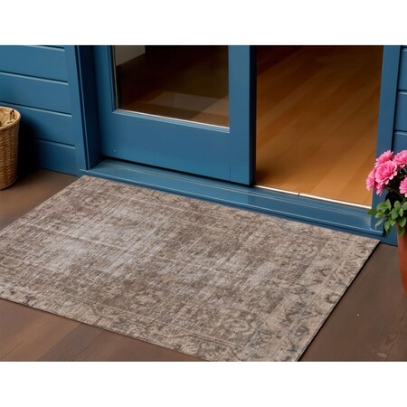 Homeroots 3' X 5' Brown Oriental Washable Indoor Outdoor Area Rug 607524