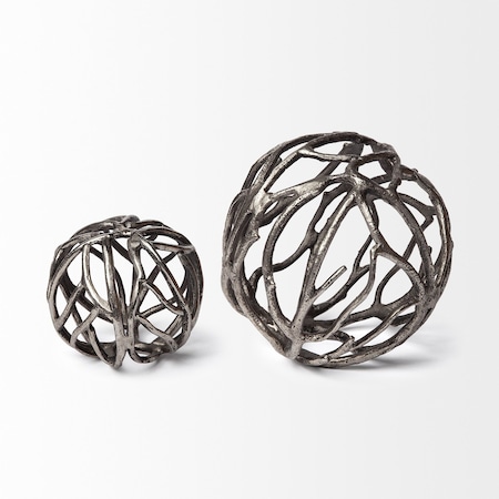 Homeroots Petite Silver Metal Tree Branch Sculpture 392564