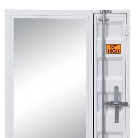 Homeroots 32" White Metal Framed Mounted Dresser Mirror 486462