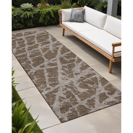 Homeroots 8' Runner Brown Abstract Washable Non Skid Indoor Outdoor Runner Rug 559245
