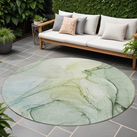 Homeroots 8' Round Green Round Abstract Washable Non Skid Indoor Outdoor Area Rug 559384