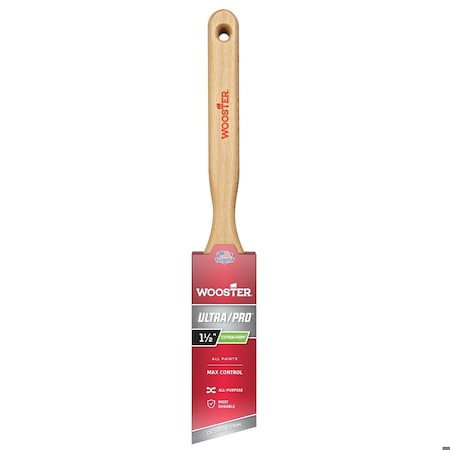 Wooster Ultra/Pro Extra-Firm 1-1/2'' Angle Sash Paint Brush 4153-1 1/2