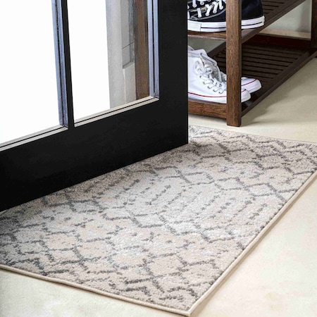 Jonathan Y Moroccan HYPE Boho Vintage Diamond Cream/Gray 2 ft. x 3 ft. Mat MOH101B-23