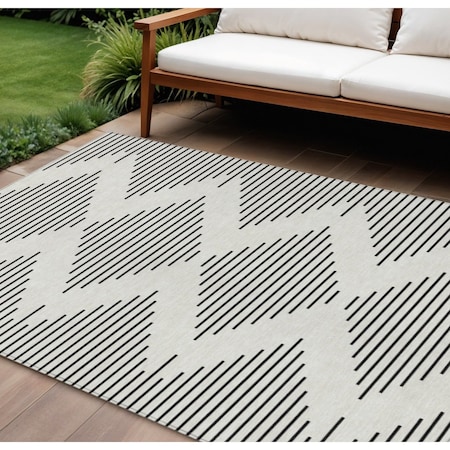 Homeroots 9' X 12' Ivory And Black Geometric Washable Indoor Outdoor Area Rug 598584