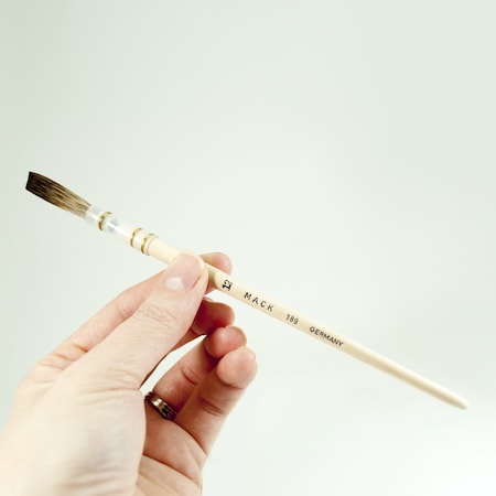 Mack Brushes Grey Pencil Quill, Plain Handle 189-2