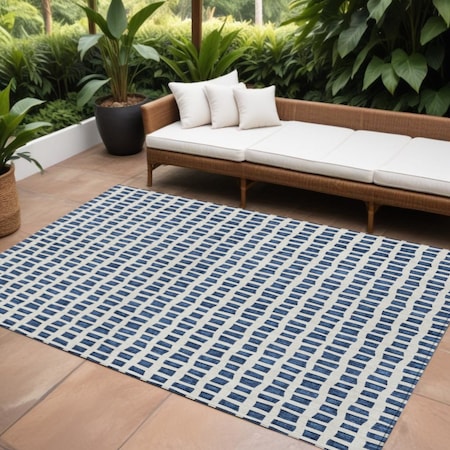 Homeroots 10' X 14' Navy Blue And Ivory Geometric Washable Indoor Outdoor Area Rug 583311