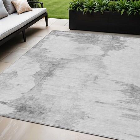 Homeroots 5' X 8' Silver Gray And Pewter Abstract Washable Indoor Outdoor Area Rug 582681
