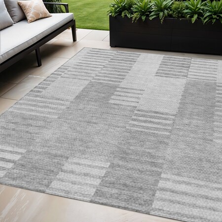 Homeroots 5' X 8' Silver Gray And Ivory Striped Washable Indoor Outdoor Area Rug 581672