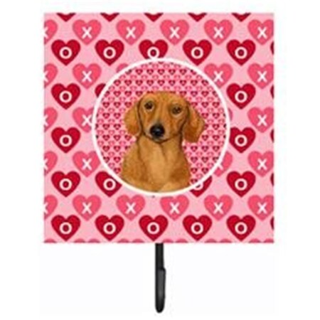 Carolines Treasures 4.25 x 7 in. Dachshund Valentines Love and Hearts Leash Or Key Holder LH9132SH4