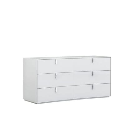 Homeroots 62" X 19" X 30" White Dresser 366258