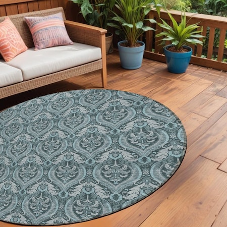 Homeroots 8' Round Teal Round Damask Washable Non Skid Indoor Outdoor Area Rug 563903