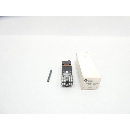 Allen Bradley 2 POS ILLUMINATED SELECTOR SWITCH 120V-AC 800MB-NX1