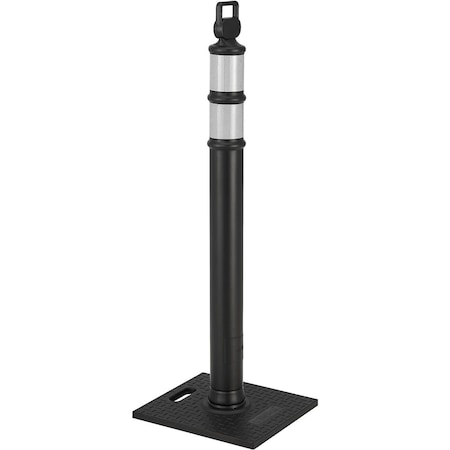 Global Industrial Reflective Delineator Post with Square Base, 49"H, Black 670801