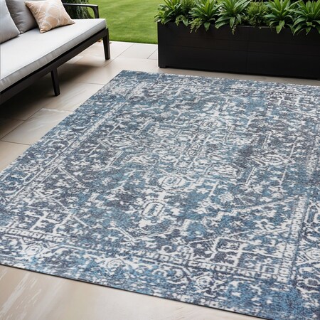 Homeroots 5' X 8' Gray Geometric Handmade Indoor Outdoor Area Rug 557220