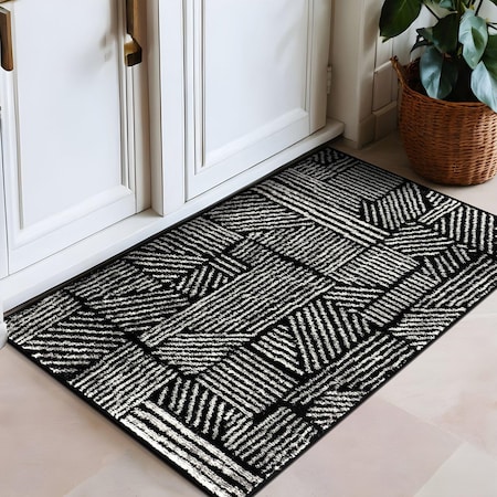World Rug Gallery Contemporary Boho Stripes Non Shedding Soft Area Rug 2 ft 7 in x 4 ft Black 396BLACK27X4