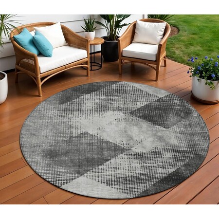Homeroots 8' Gray And Black Round Geometric Washable Indoor Outdoor Area Rug 602847