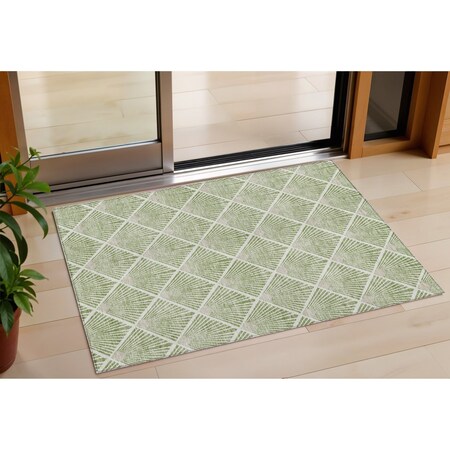 Homeroots 3' X 5' Green Beige And Ivory Geometric Washable Indoor Outdoor Area Rug 594701