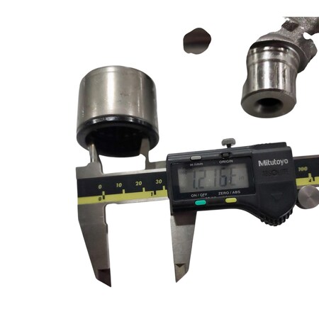 John Deere CROSS & BEARING ASM, JOHN DEERE OEM AT255151 AT255151
