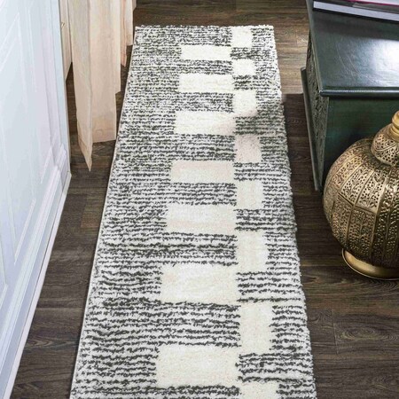 Jonathan Y Petra Abstract Stripe Geometric Shag White/Gray 2 ft. x 8 ft. Runner Rug MOH407A-28