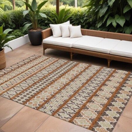 Homeroots 8' X 10' Chocolate And Taupe Quatrefoil Washable Indoor Outdoor Area Rug 583219