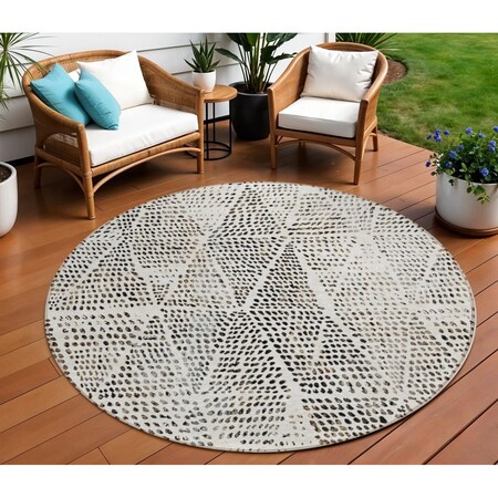 Homeroots 8' Ivory Charcoal And Beige Round Geometric Washable Indoor Outdoor Area Rug 577567