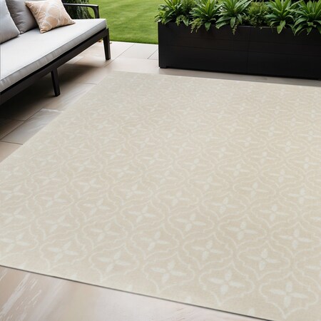 Homeroots 5' X 7' Ivory And Beige Geometric Indoor Outdoor Area Rug 572646