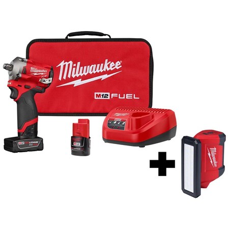 Milwaukee M12 FUEL™ Stubby 1/2" Impct Wrnch Kit w M12™ ROVER™ Srvc Rpr Fld Light 2555-22, 2367-20