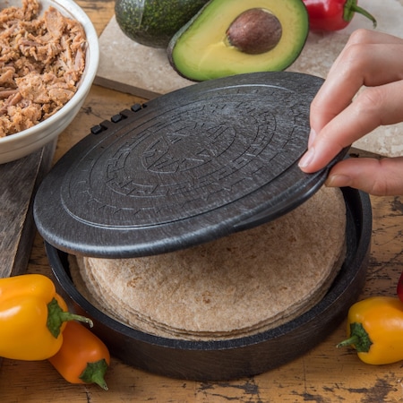 Carlisle Foodservice Hinged Tortilla Server, 7"x1", Black, PK12 071003