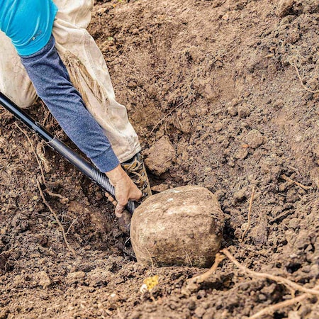 Fiskars Pro D-handled Digging Shovel 397960-1001