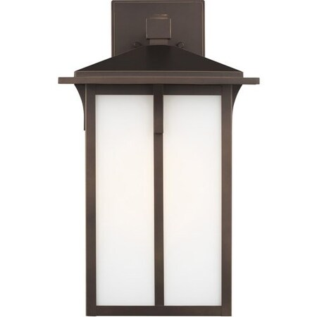 Sea Gull Large One Light Outdoor Wall Lantern 8752701-71