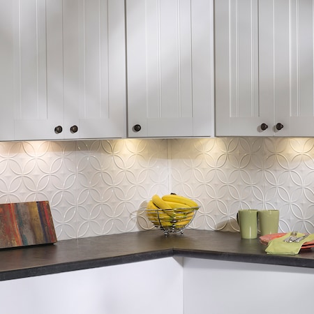 Fasade Fasade 18in x 24in Rings Gloss White Backsplash Panel 5pk PB6100