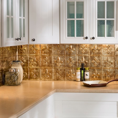 Fasade Fasade 18in x 24in Fleur-de-lis Bermuda Bronze Backsplash Panel 5pk PB6617