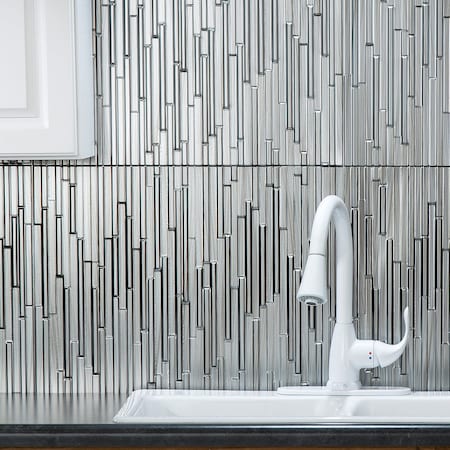 Fasade Fasade 18in x 24in Skyline Brushed Steel Backsplash Panel 5pk PB7133