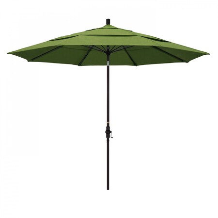 California Umbrella Patio Umbrella, Octagon, 109.5" H, Sunbrella Fabric, Spectrum Cilantro 194061020517